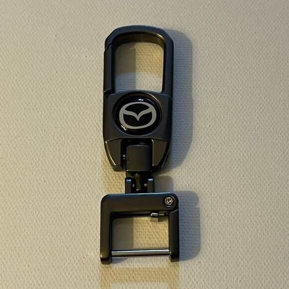 Mazda Key Fob Keychain in Metal NWT - Picture 1 of 6